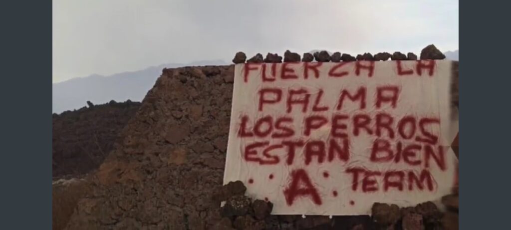 El equipo A salva los perros atrapados por el volcán La Palma